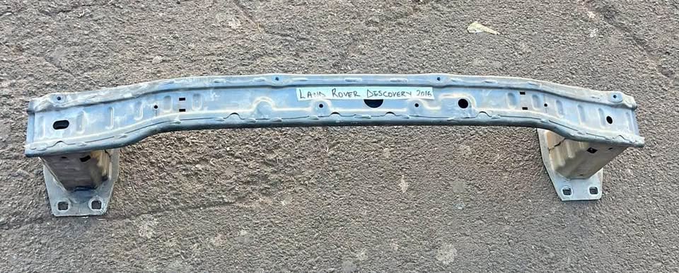 Land Rover Discovery stiffener - Private Seller Land Rover Discovery stiffener - Private Seller