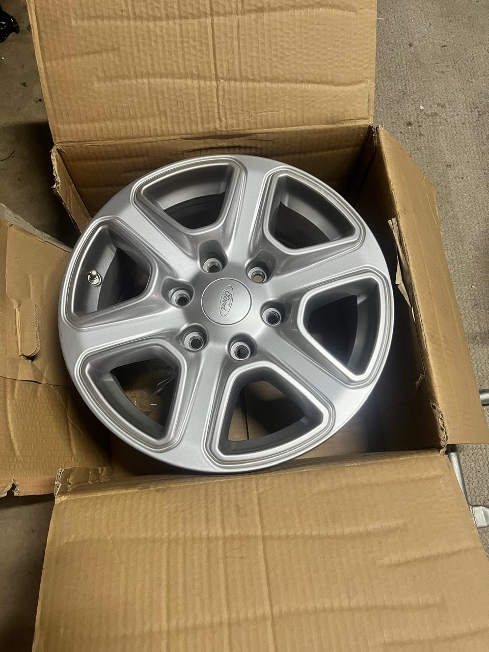 2012 Ford Ranger XLT Rims - Private Seller 2012 Ford Ranger XLT Rims - Private Seller