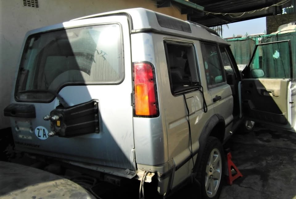 Land Rover Discovery 2 TD5 - Stripping for Spares | AUTO EZI