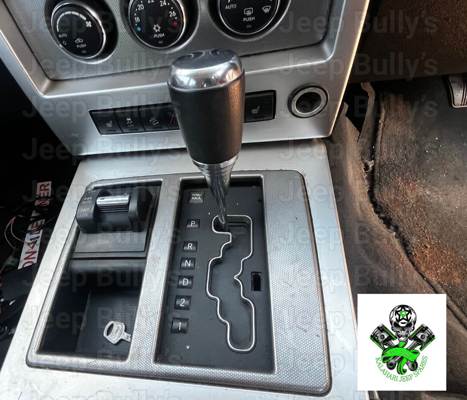 Jeep Cherokee Kk Second Hand Gear Lever For Sale - Private Seller Jeep Cherokee Kk Second Hand Gear Lever For Sale - Private Seller