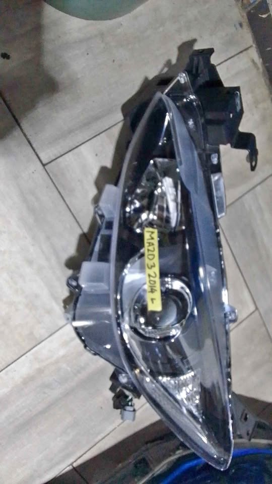Mazda 3 headlights - Private Seller Mazda 3 headlights - Private Seller
