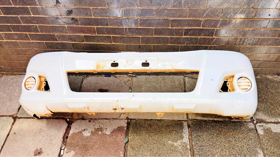 Toyota Hilux D4D bumper - Private Seller Toyota Hilux D4D bumper - Private Seller