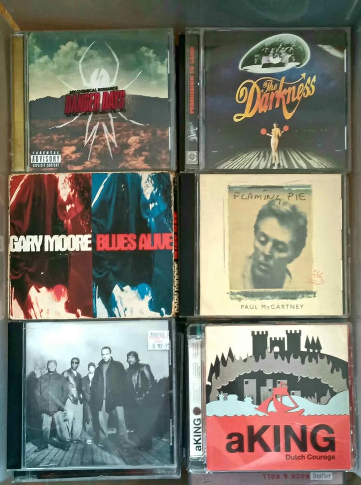 Music – Various Rock Cds Music – Various Rock Cds