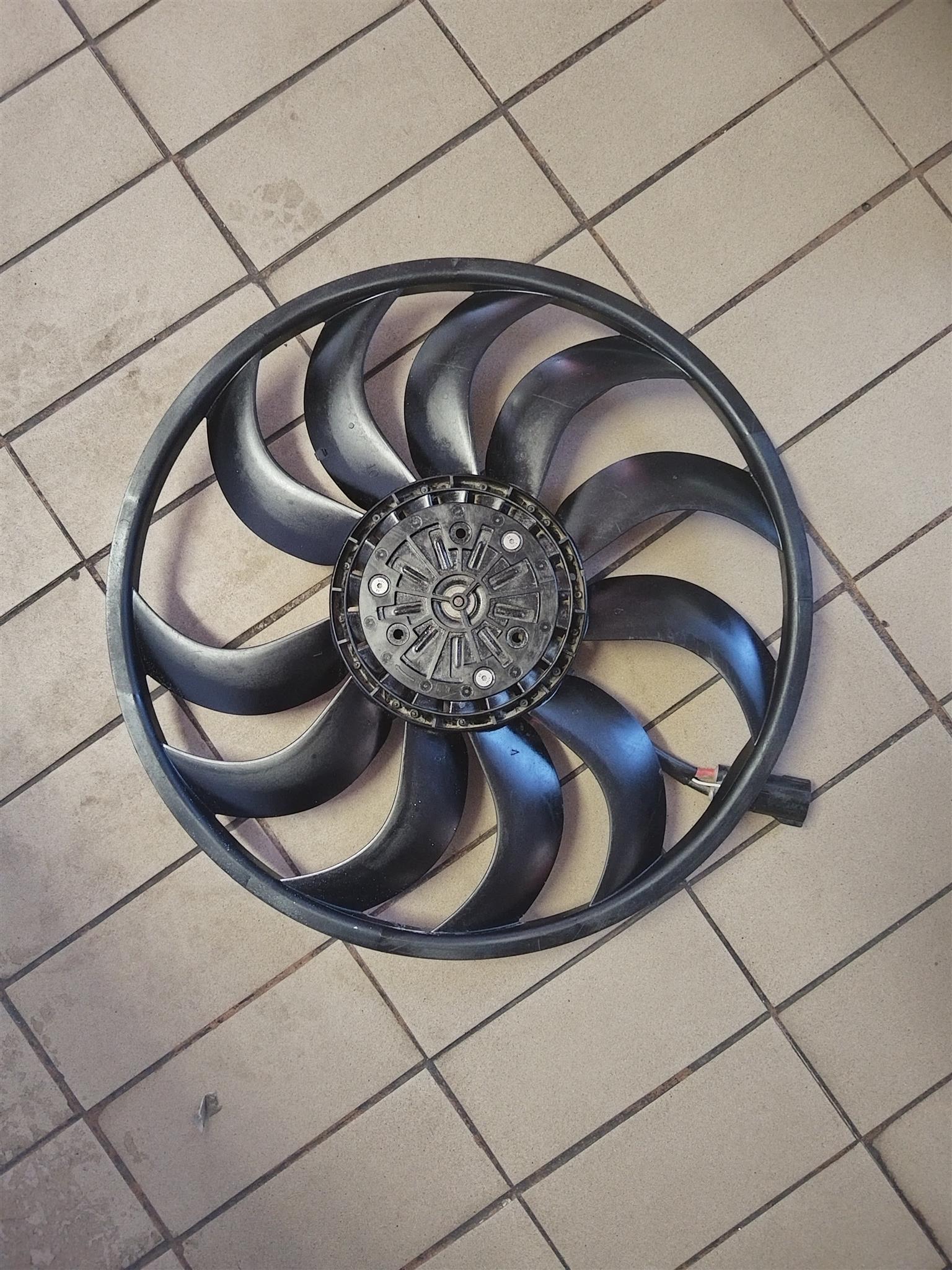 2019 JAGUAR XF FAN BLADE AVAILABLE FOR SALE - Private Seller 2019 JAGUAR XF FAN BLADE AVAILABLE FOR SALE - Private Seller