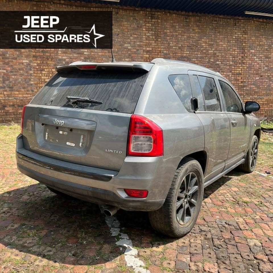 Stripping Now Jeep Compass 2.0 - Private Seller