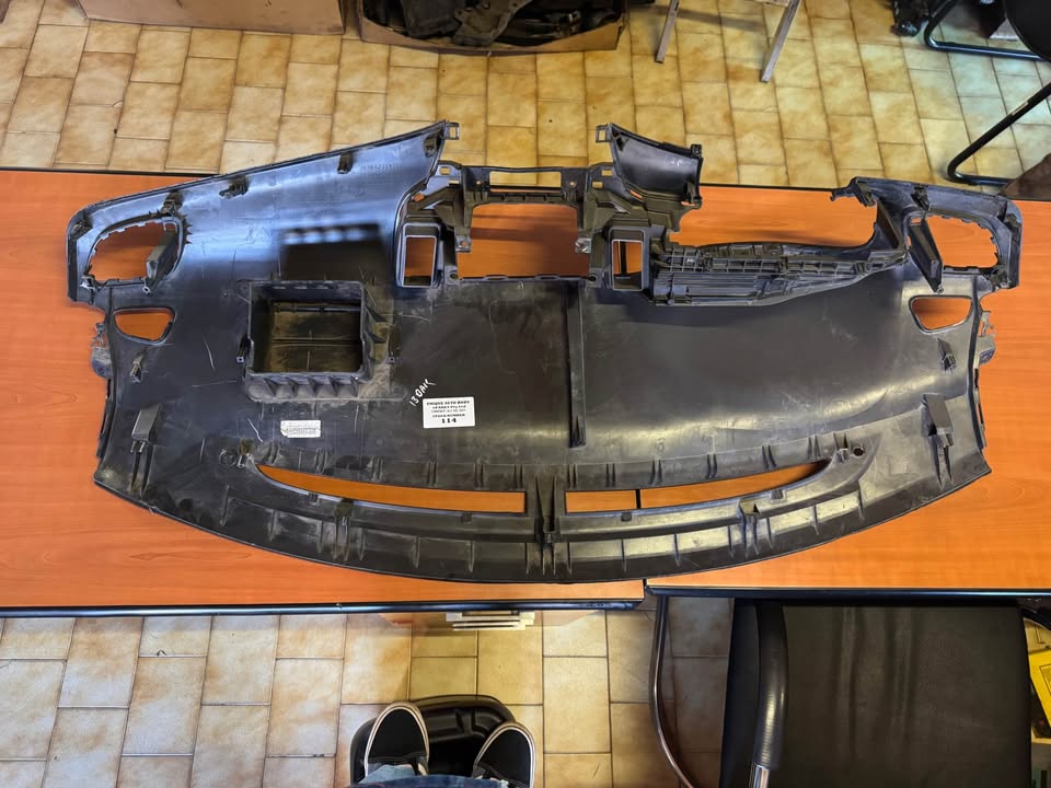 Suzuki Baleno Upper Dashboard Shell - Private Seller Suzuki Baleno Upper Dashboard Shell - Private Seller