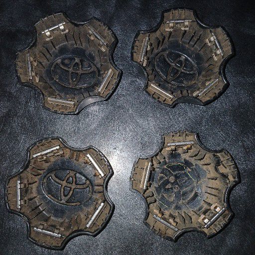 Toyota 5hole center caps - Private Seller Toyota 5hole center caps - Private Seller
