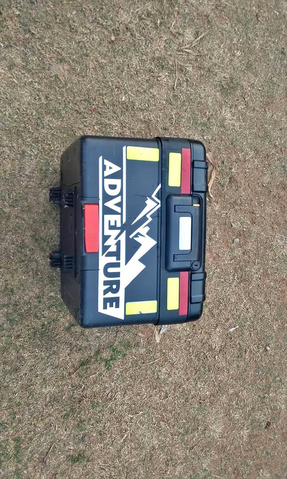 OEM Top BOX BMW R1200GS Liquid-Cooled - Private Seller OEM Top BOX BMW R1200GS Liquid-Cooled - Private Seller