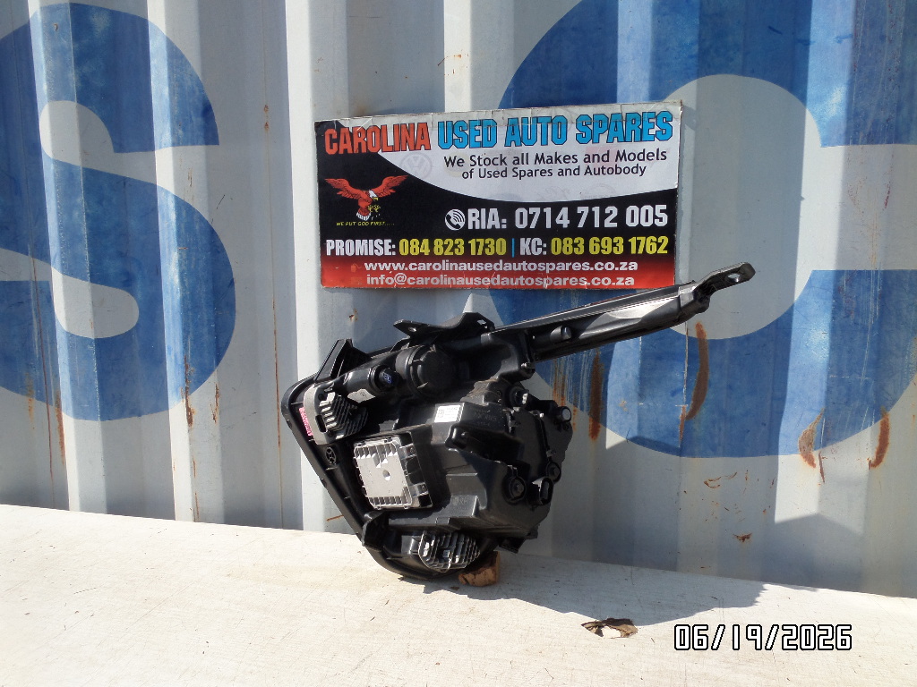 Kia Sportage left full LED headlight (2023) - Private Seller