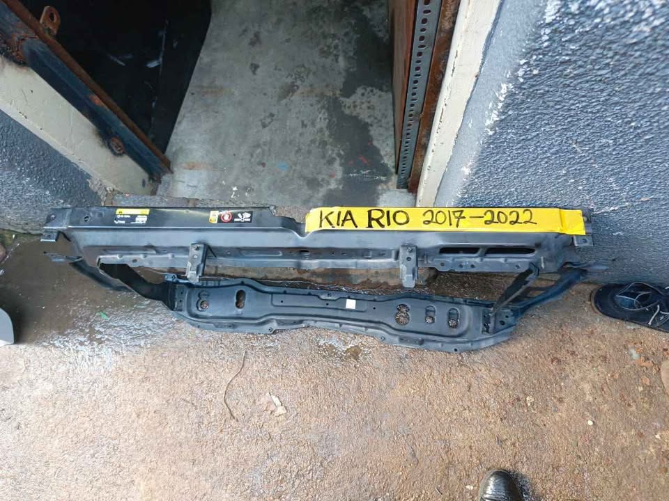 RENAULT MEGANE CRADLE - Private Seller RENAULT MEGANE CRADLE - Private Seller