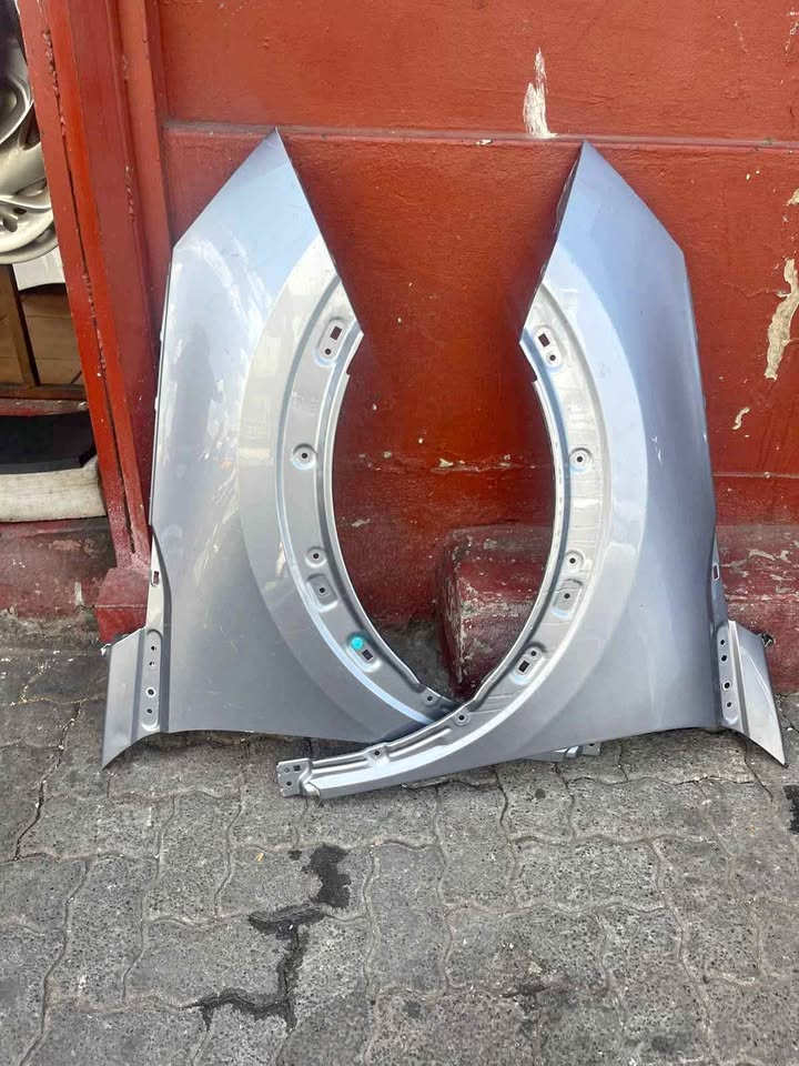 Peugeot 2008 FENDER BOTH SIDES 2024-2025 - Private Seller Peugeot 2008 FENDER BOTH SIDES 2024-2025 - Private Seller