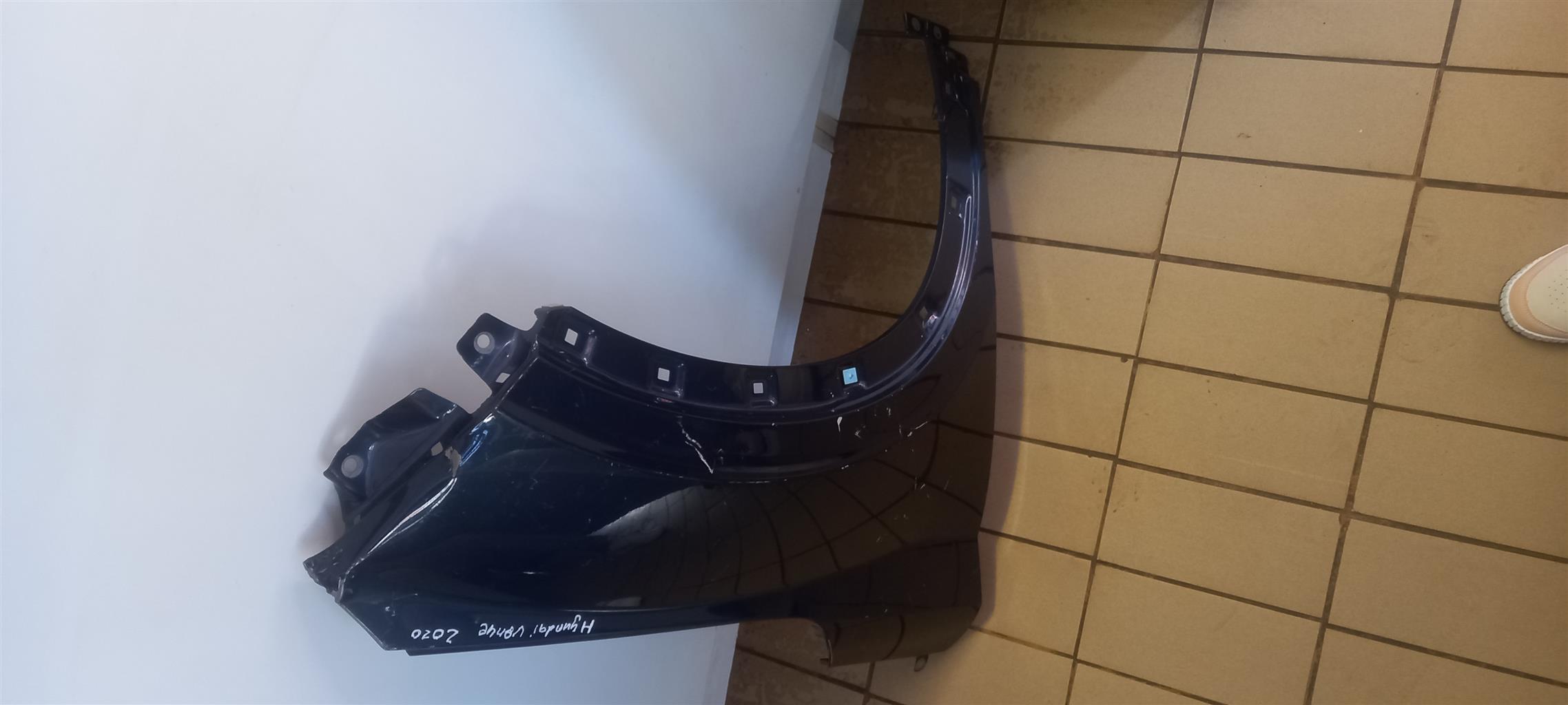 (VENUE) 2021 HYUNDAI VENUE FENDER RIGHT SIDE FOR SALE - Private Seller (VENUE) 2021 HYUNDAI VENUE FENDER RIGHT SIDE FOR SALE - Private Seller