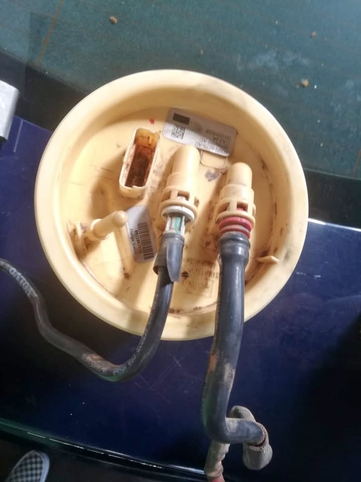 Volvo S60 T3/T4 2012 Fuel Pump For Sale - Private Seller Volvo S60 T3/T4 2012 Fuel Pump For Sale - Private Seller