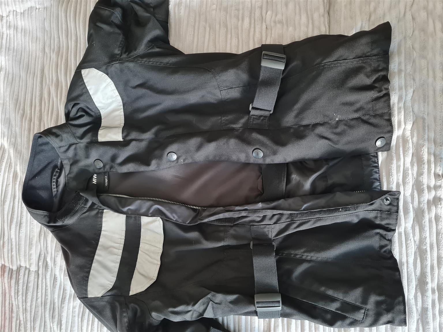 BMW AIRFLOW JACKET | Junk Mail
