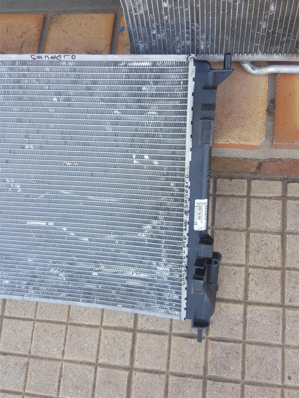 Np 200 /Sandero Radiator - Private Seller Np 200 /Sandero Radiator - Private Seller