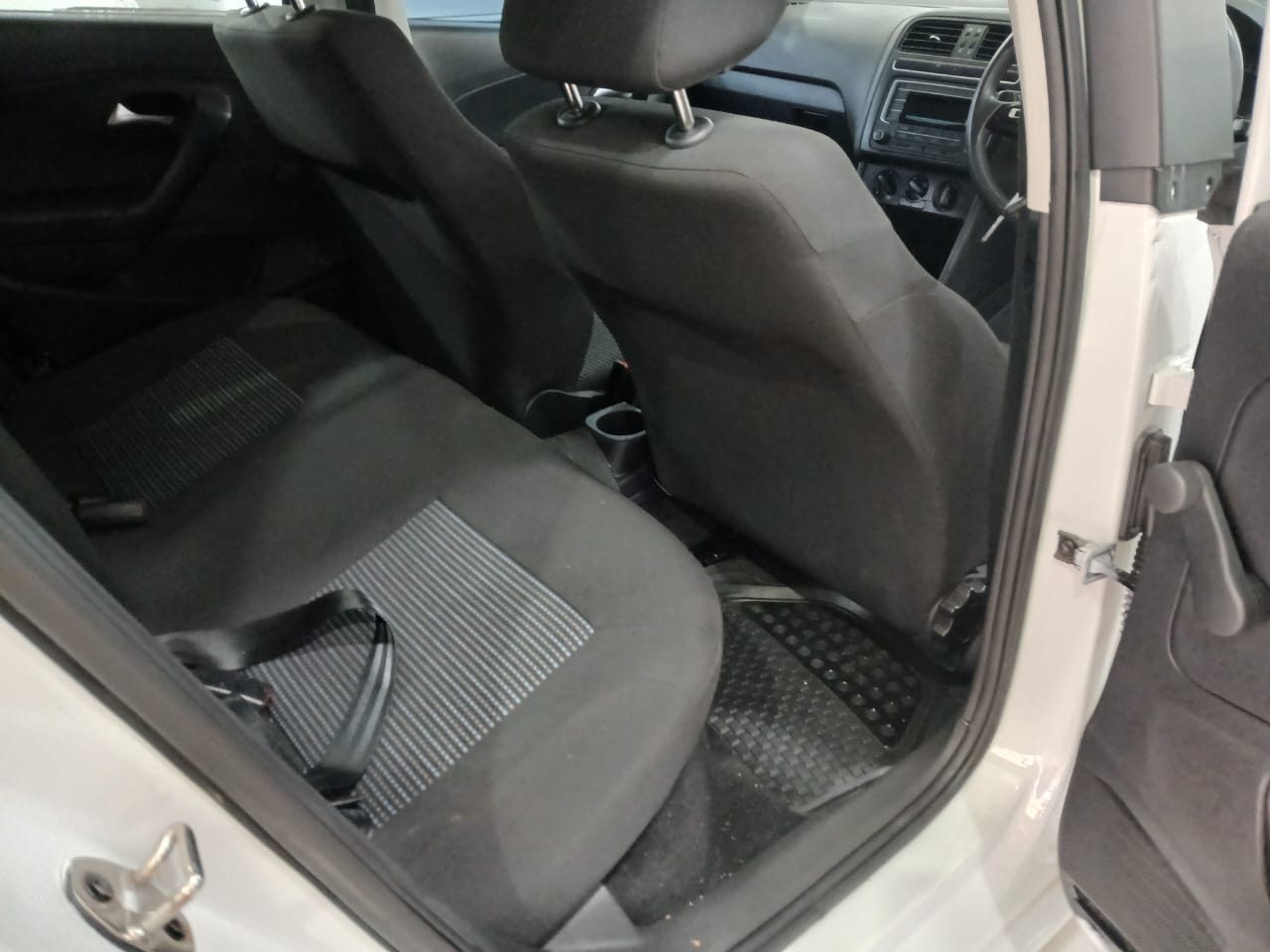 Used Volkswagen Polo Vivo hatch 1.4 Conceptline - Private Seller