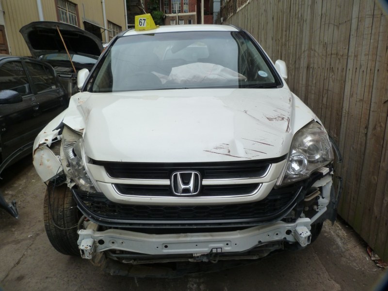 Honda CR-V 2.4 Manual White - 2010 STRIPPING FOR SPARES - Private Seller Honda CR-V 2.4 Manual White - 2010 STRIPPING FOR SPARES - Private Seller