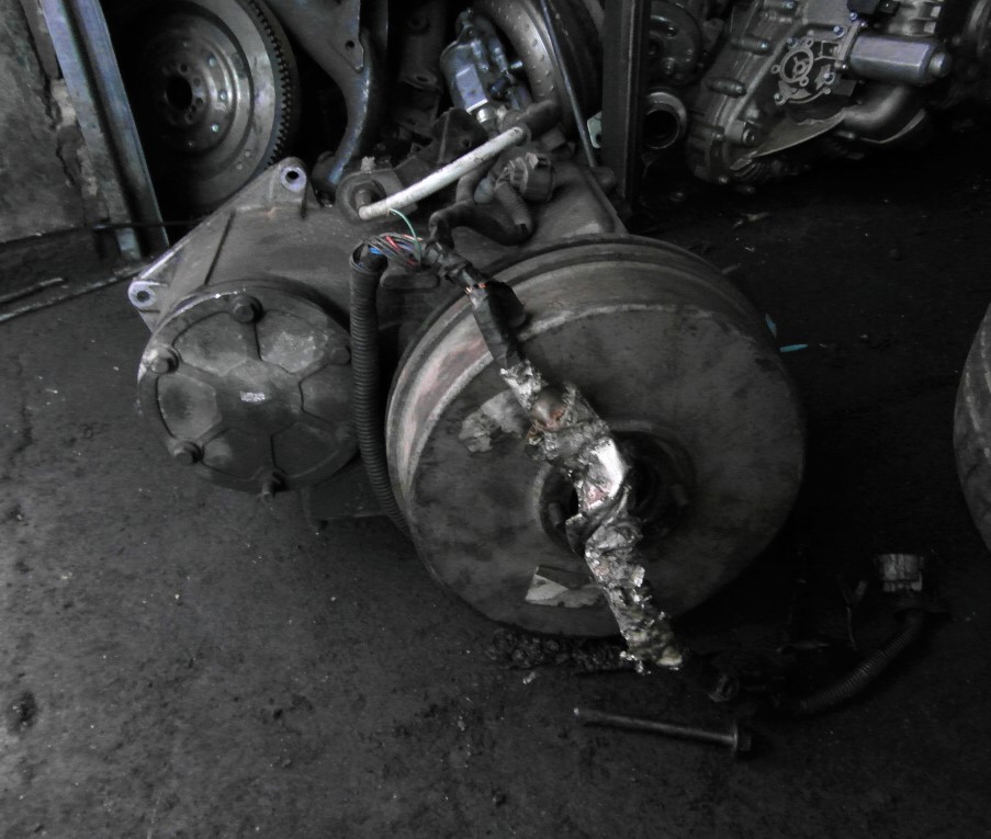 Land Rover Discovery 2 TD5 Transfercase for sale | AUTO EZI - Private Seller Land Rover Discovery 2 TD5 Transfercase for sale | AUTO EZI - Private Seller