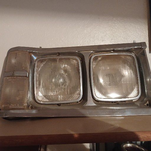 Fiat 125, complete front lights - Private Seller Fiat 125, complete front lights - Private Seller