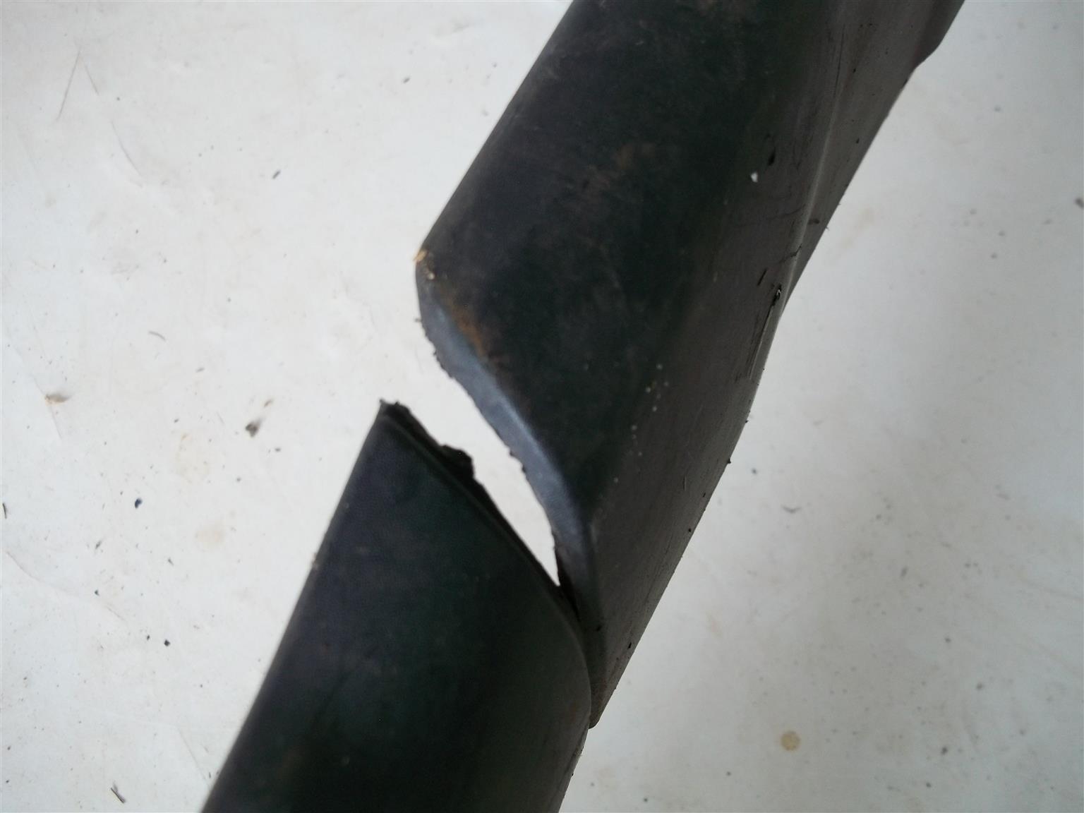 Mini Cooper front bumper spoiler - Private Seller Mini Cooper front bumper spoiler - Private Seller