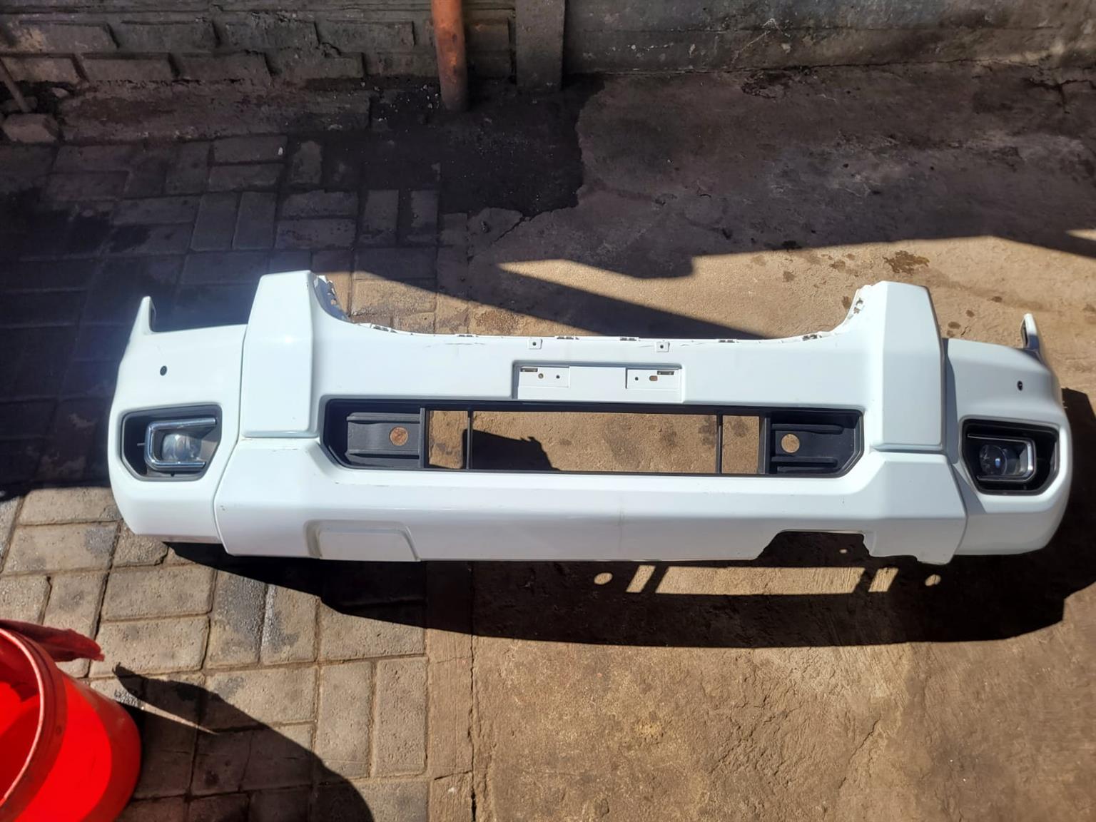 FORD RANGER T 9 2022 MODEL FRONT BUMPER R4500 - Private Seller FORD RANGER T 9 2022 MODEL FRONT BUMPER R4500 - Private Seller