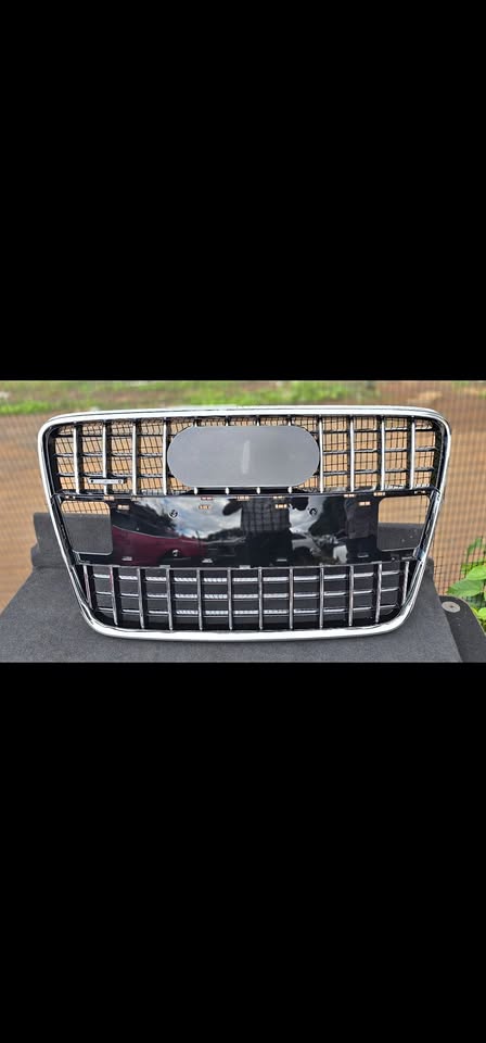 Audi Q Grill Available - Private Seller Audi Q Grill Available - Private Seller