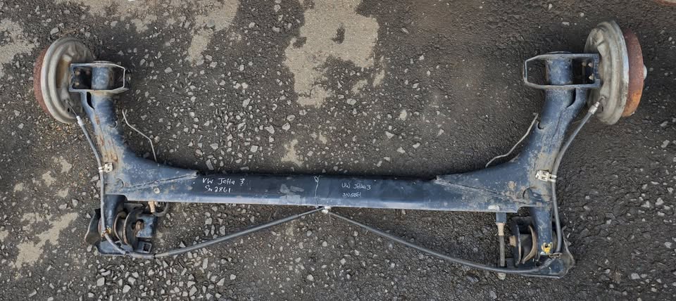 Volkswagen Jetta 3 Complete Rear Axel - Private Seller Volkswagen Jetta 3 Complete Rear Axel - Private Seller