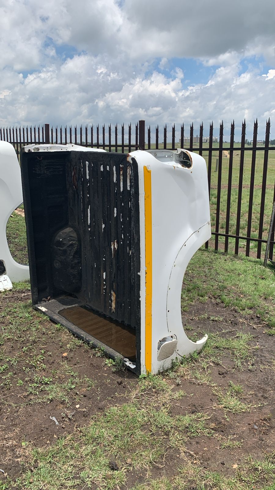 D4D Double Cab Load Bins - Private Seller D4D Double Cab Load Bins - Private Seller