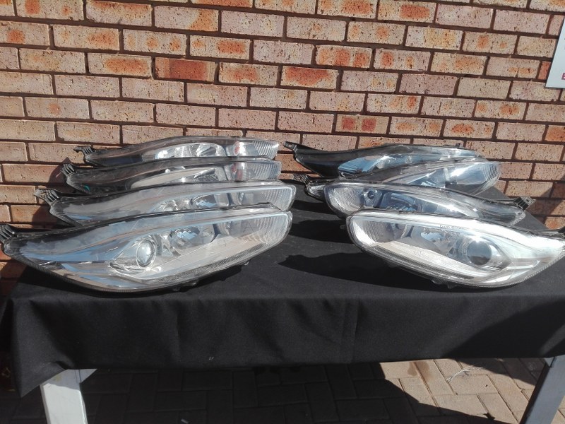 Ford Fiesta Headlight - Private Seller Ford Fiesta Headlight - Private Seller
