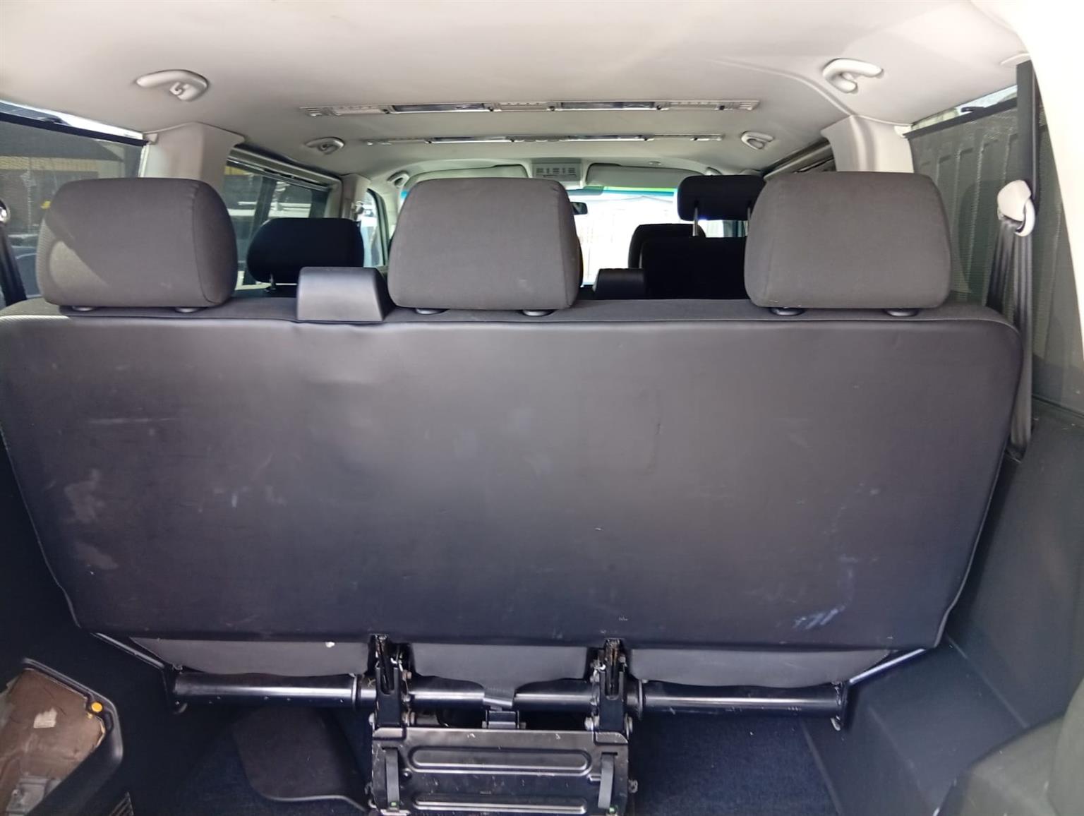 2017 Volkswagen Transporter Crew Bus LWB Auto DSG 2.0 TDI Automatic