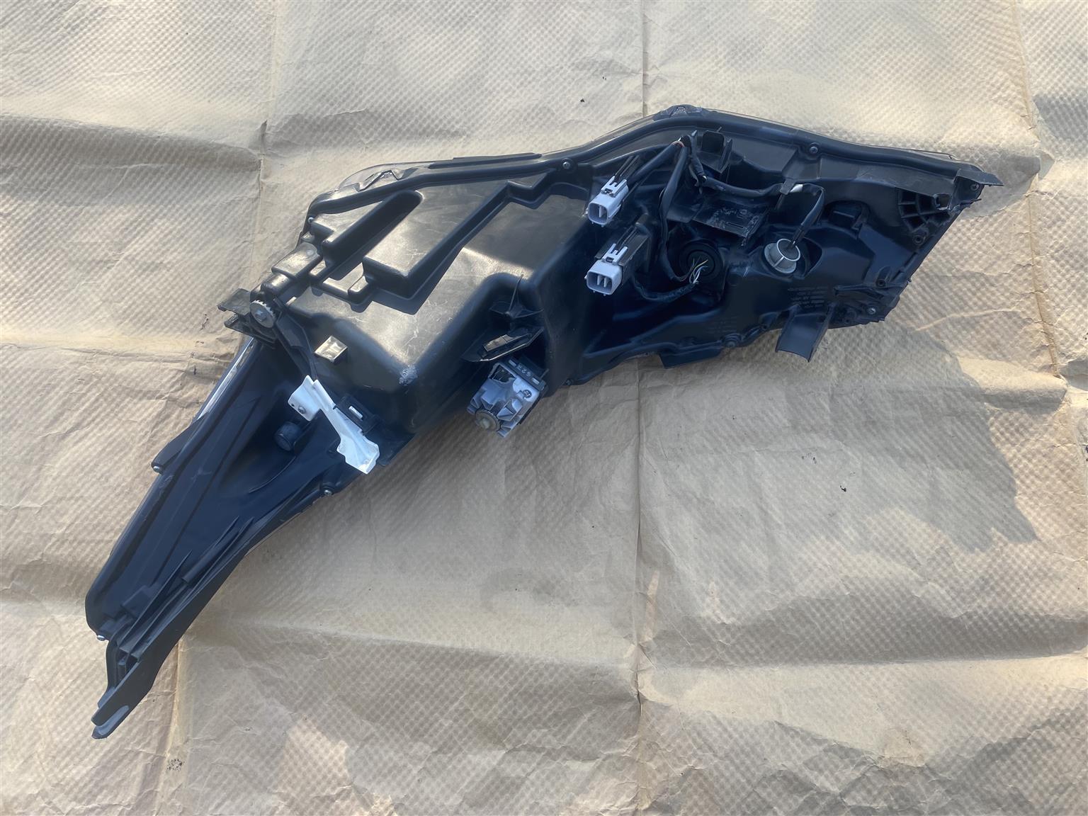 2019 TOYOTA COROLLA PRESTIGE FULL LED HEADLIGHT RIGHT SIDE FOR SALE