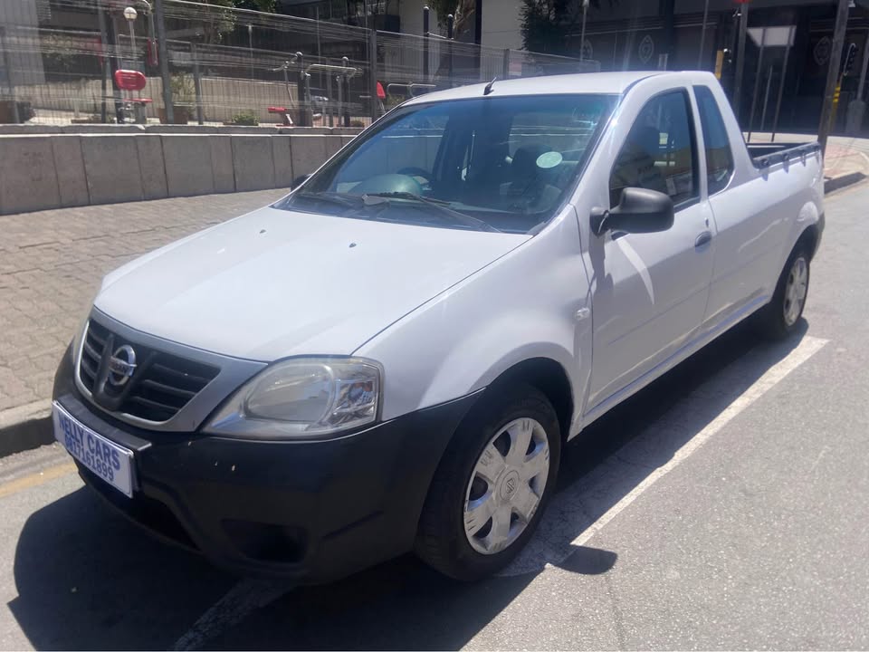 2016 Nissan NPkm