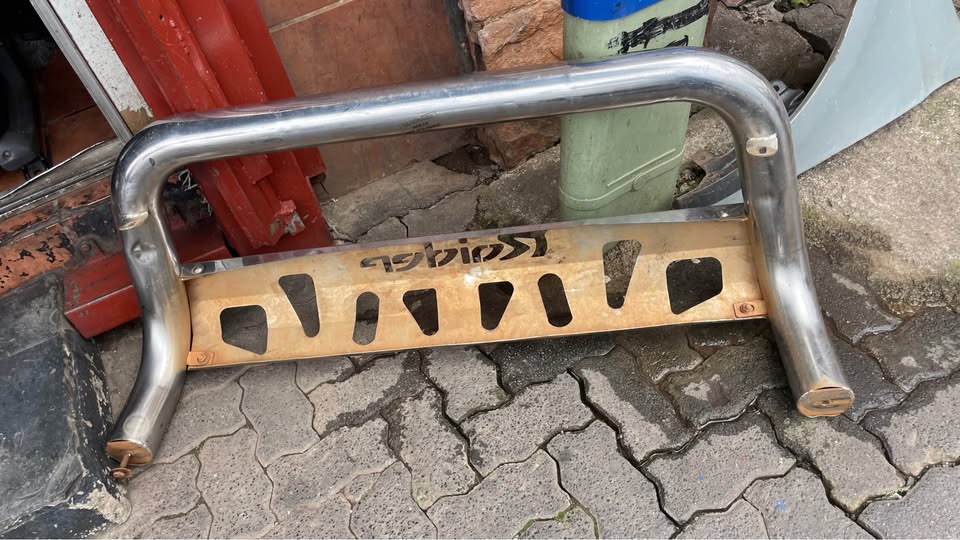 Toyota Hilux Raider bull bar /nudge bar - Private Seller Toyota Hilux Raider bull bar /nudge bar - Private Seller