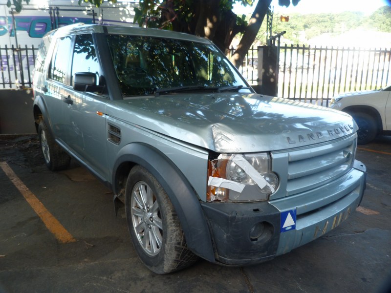 Land Rover Discovery 3 TDV6 SE AT Silver - 2008 STRIPPING FOR SPARES - Private Seller Land Rover Discovery 3 TDV6 SE AT Silver - 2008 STRIPPING FOR SPARES - Private Seller