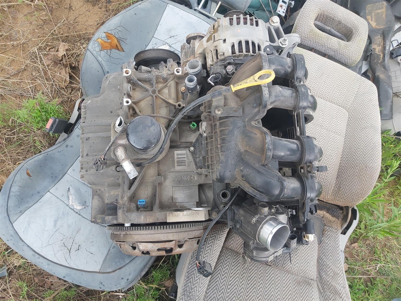 Engine parts Ford Fiesta - Private Seller Engine parts Ford Fiesta - Private Seller