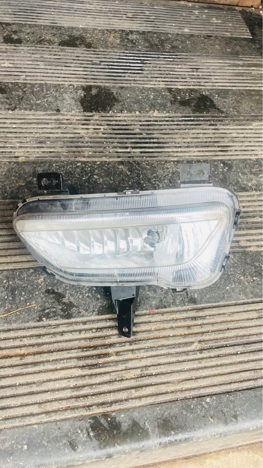 GWM P-Series fog light LH - Private Seller GWM P-Series fog light LH - Private Seller