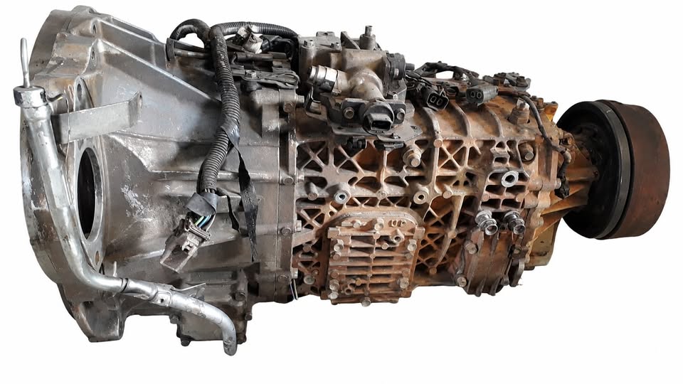 Gearbox - Isuzu 500 (second hand) - Private Seller