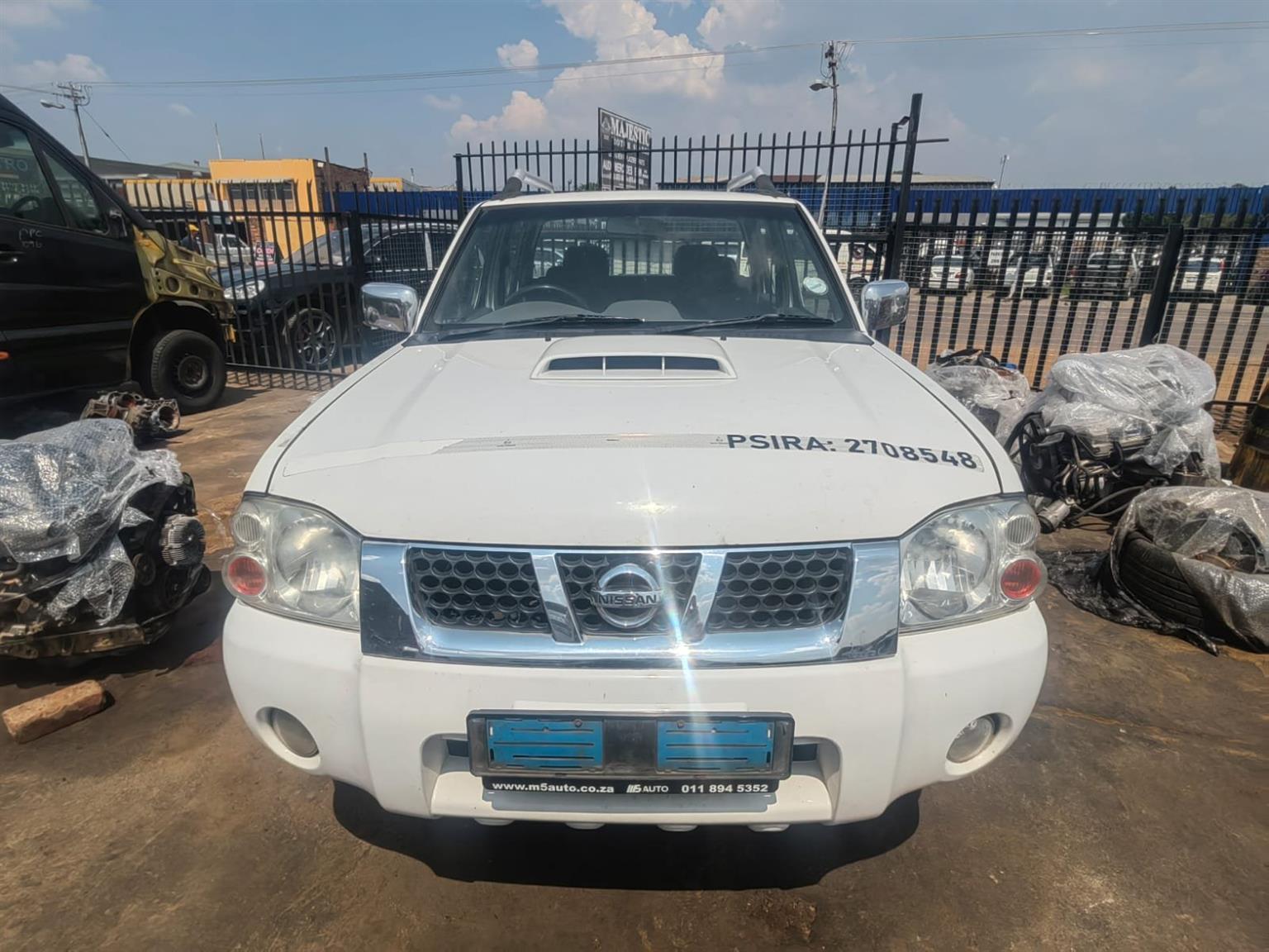 Stripping for Spares: Nissan Np300 Hardbody 2018 diesel manual