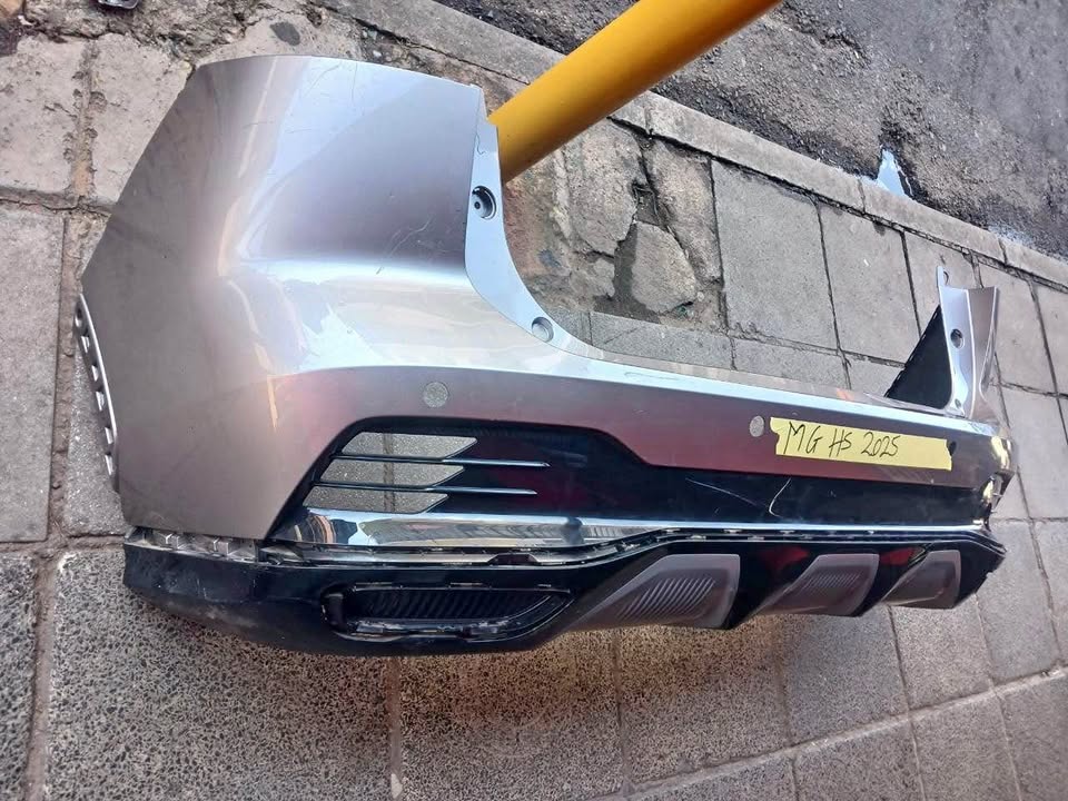 MG HS BACK BUMPER 2025 - Private Seller MG HS BACK BUMPER 2025 - Private Seller
