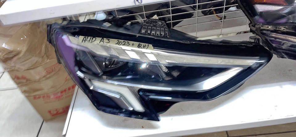 AUDI A3 Headlight 2023 - Private Seller AUDI A3 Headlight 2023 - Private Seller