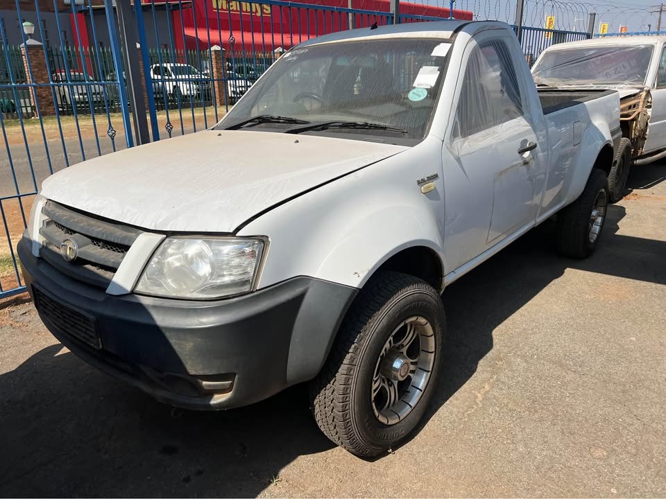 2011 TATA XENON STRIPPING FOR SPARES - Private Seller