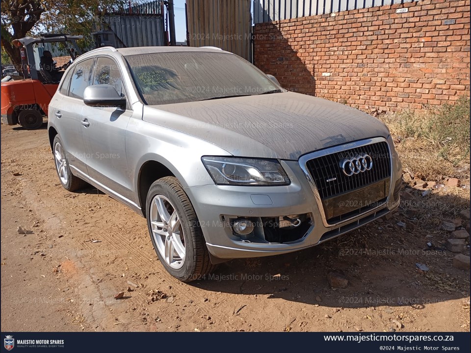 Audi Q5 3.2 CAL preface stripping used parts used spares