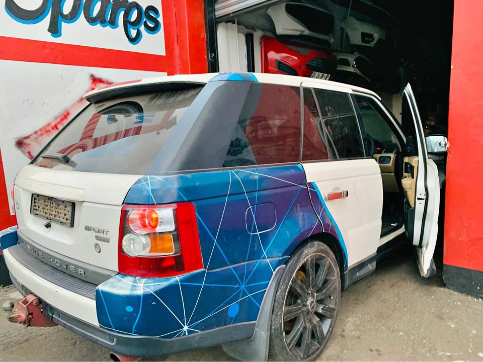 RangeRover sport 2010 stripping for spares