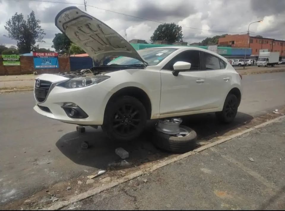 Mazda 3 stripping for spares - Private Seller