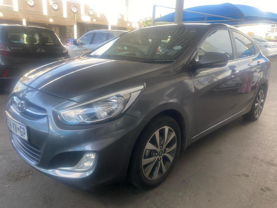 2017 HYUNDAI ACCENT 1.6 FLUID MANUAL