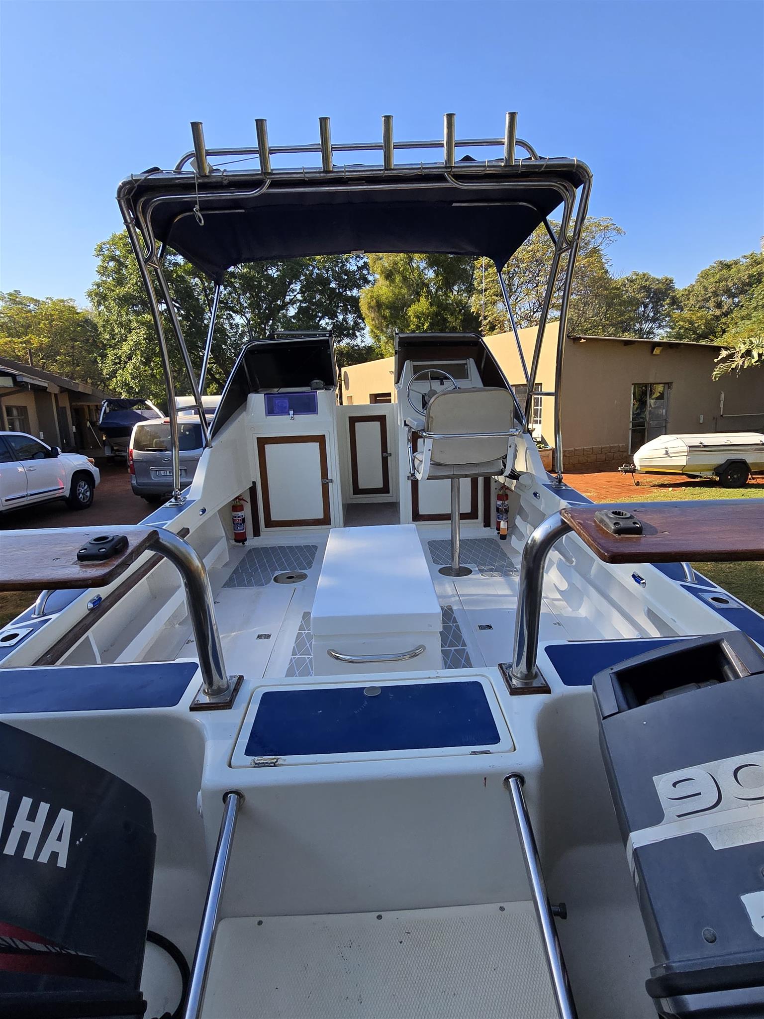 Cobra Cat 525 Refurbished boat