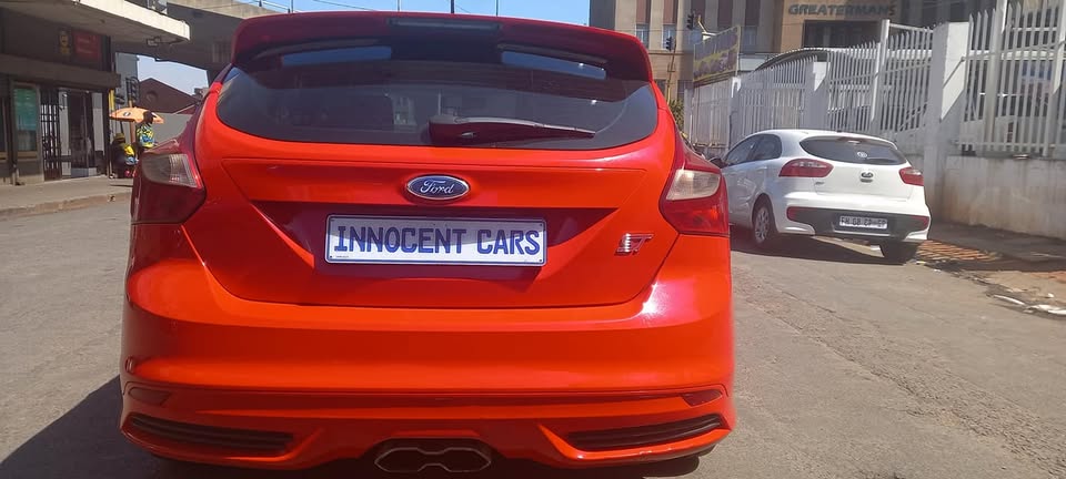 2013 FORD FOCUS ST3 GTDi. 2.0 PETROL, MANUAL TRANSMISSION, RED COLOUR, MILEAGE 142000KM