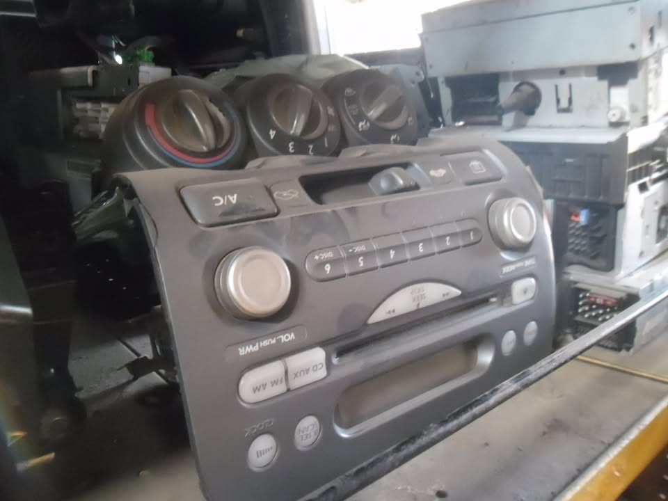 Honda Jazz radio and heater switches for sale - Private Seller