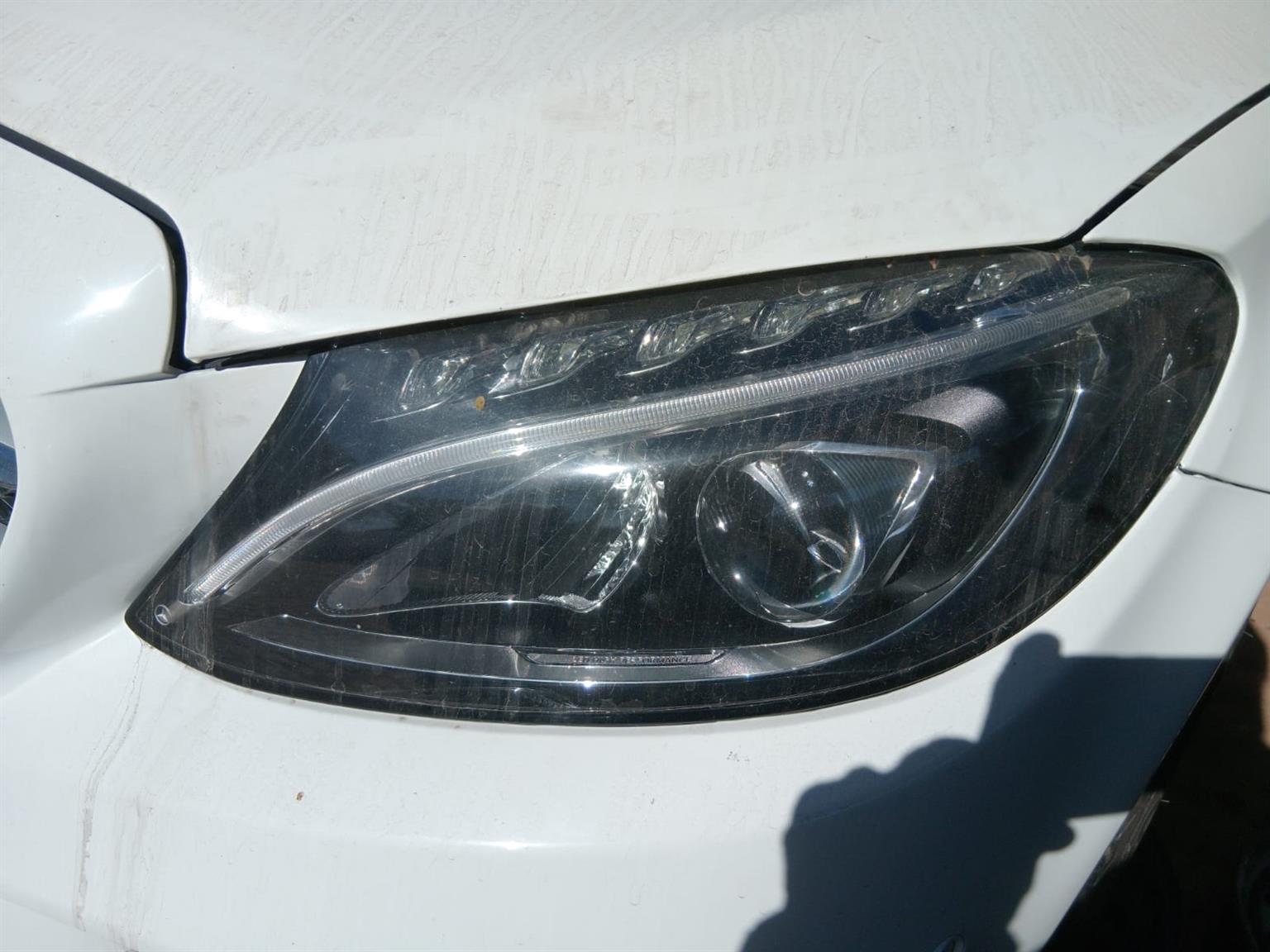 USED MERCEDES C200 AMG HEADLIGHTS FOR SALE - Private Seller USED MERCEDES C200 AMG HEADLIGHTS FOR SALE - Private Seller
