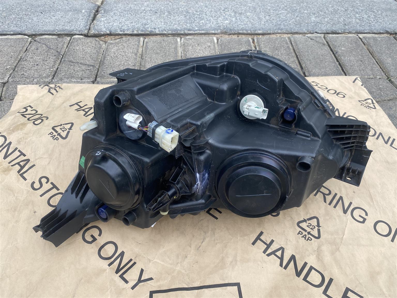2024 RENAULT TRIBER HEADLIGHT RIGHT SIDE FOR SALE - Private Seller
